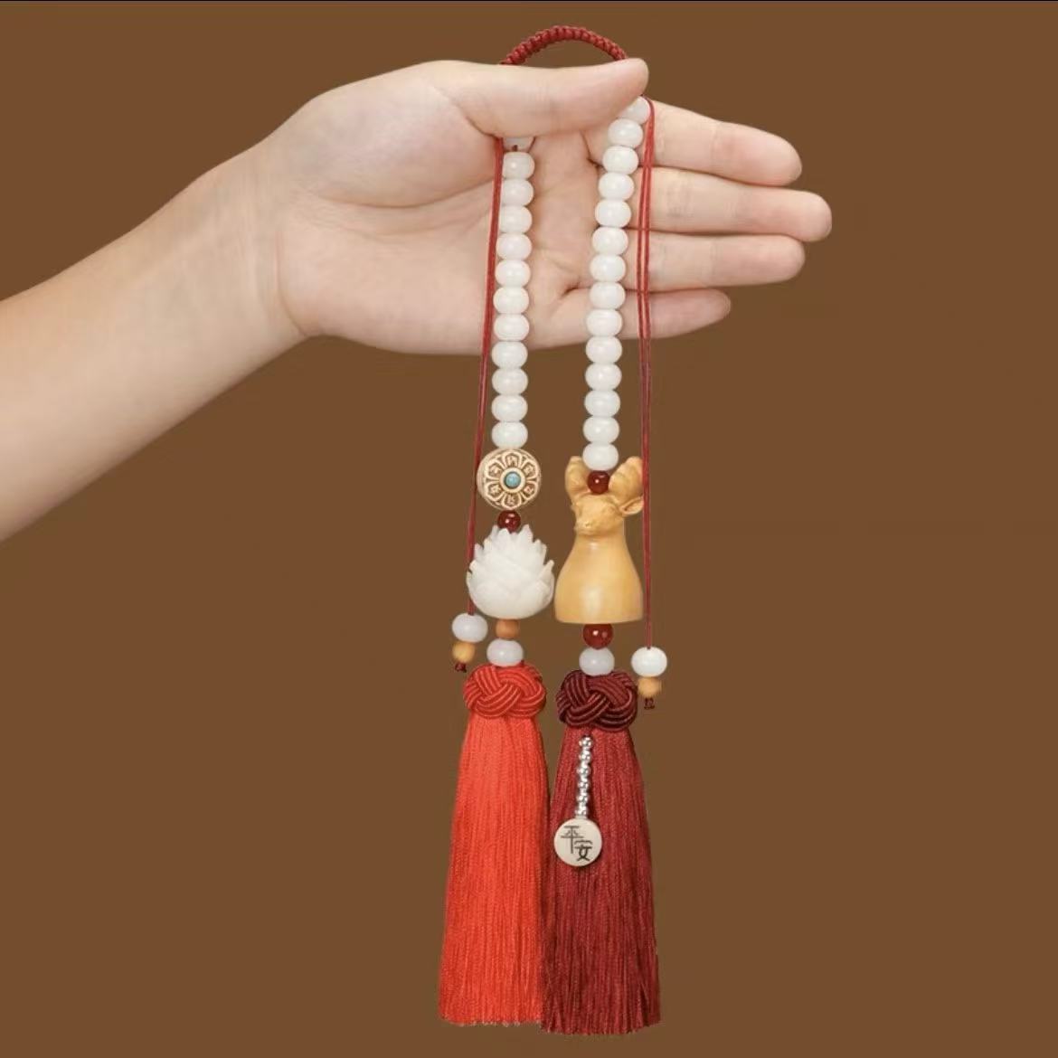 Safe Journey Pendant Car Deer Ornament Car Interior Decoration Car Hanging Decoration Rearview Mirror Pendant for Men and Women