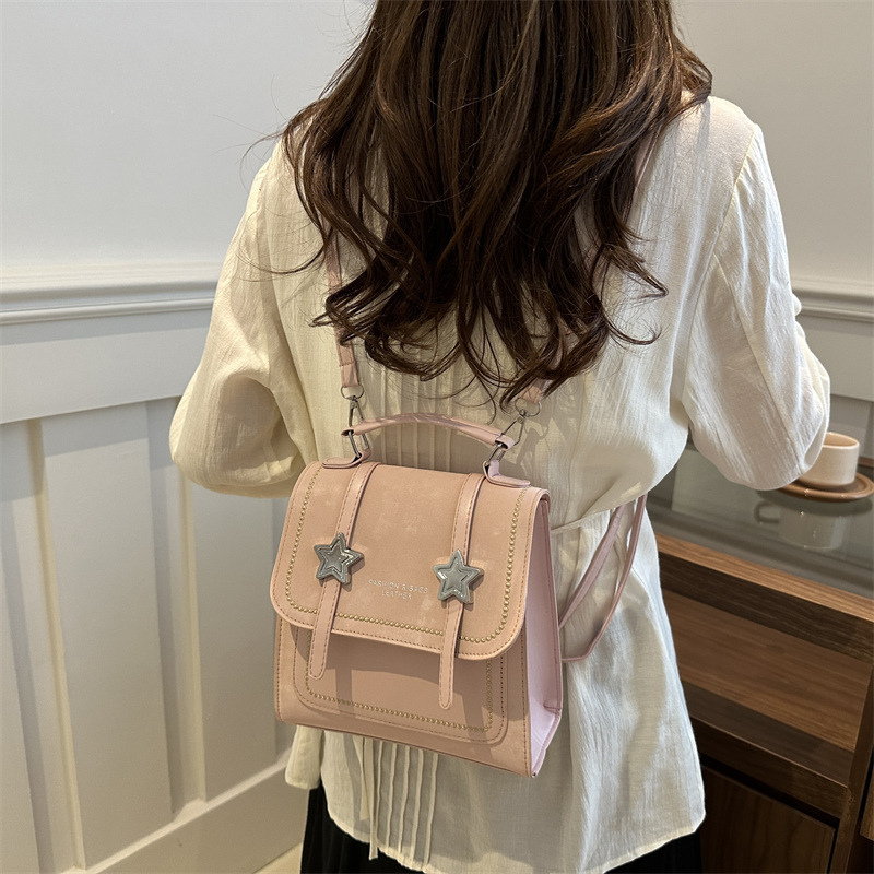 Mochila de moda casual para estudiantes universitarios, bolsos de nicho de diseño de damas, 2024 nuevo retro mochila casual