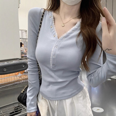 法式温柔风半开领纽扣蕾丝拼假两件长袖t恤女秋韩系修身短打底衫