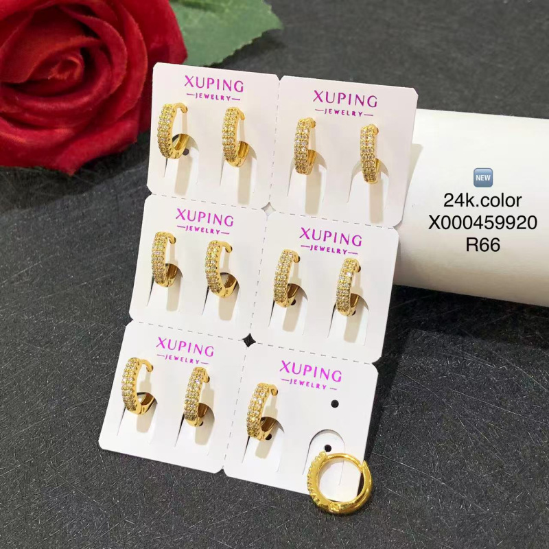 Hapones de orejas de cobre de aleación de cobre chapado en 24K orejas de moda ligera de lujo para mujeres aretes de orejas de estilo coreano joyas personales