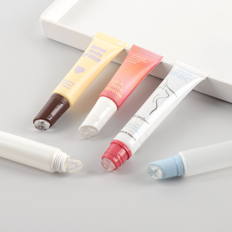 Silicone head lip gloss tube 10ml, beveled lip glaze lip color packaging material, matte frosted makeup tube packaging, printable
