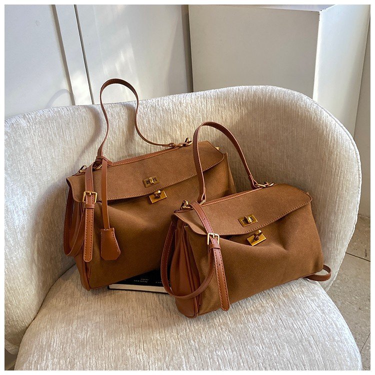 Cremallera en el interior · Alta calidad · Ver detalles con entrepiso