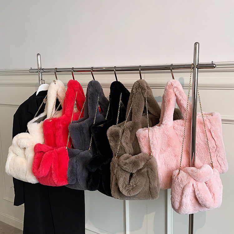 Bolso de mano peludo para mujer, bolso de hombro de imitación de piel de conejo, bolso cruzado moderno, bolso tote de otoño e invierno, bolso de felpa de gran capacidad image 4