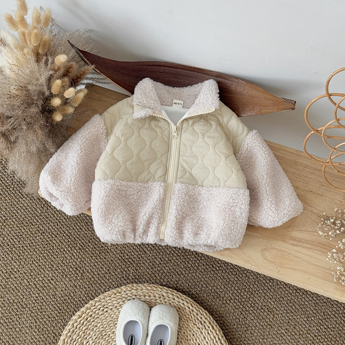Wholesale In-Stock Lamb Wool Cotton Jacket for Girls and Boys, Color-Blocked Cotton Coat for Autumn and Winter, Thickened Outerwear for Toddlers and Young Children