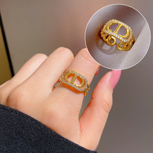 �������H��ָŮins���r����Ȧ���{���_�ڽ䂀���䵭�LCD��