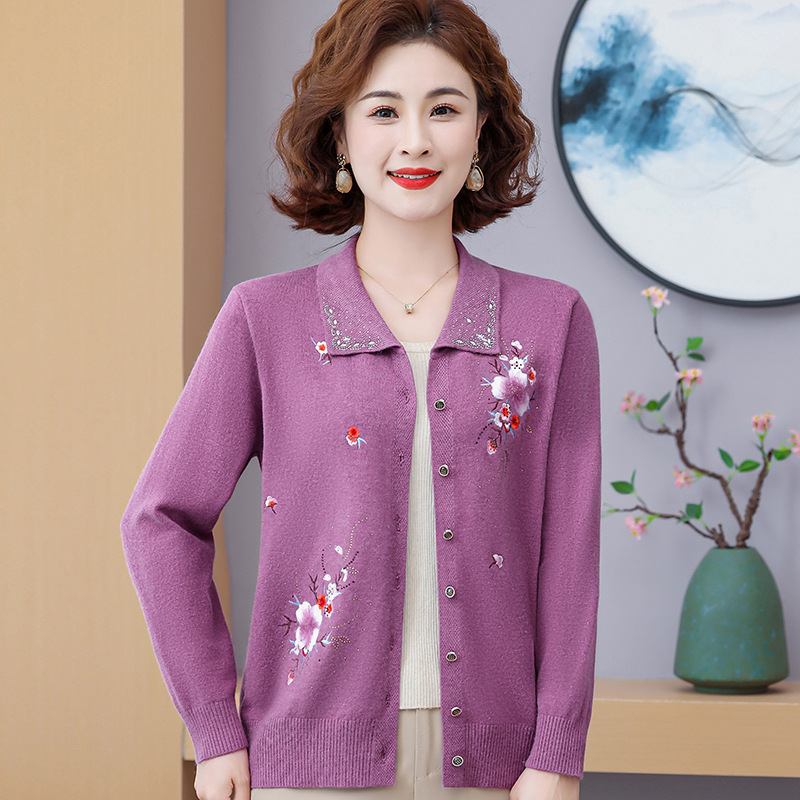 中老年女裝寬松上衣翻領(lǐng)薄毛衣媽媽春裝新款洋氣繡花針織開衫外套，女裝針織衫/毛衣，妃慕昵服飾