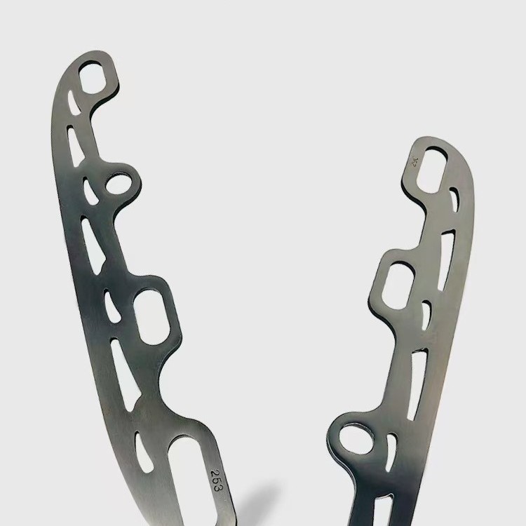 Factory Direct Sales of Ice Blades, Ice Skates, Ice Hockey Blades, Short Track Speed Skating Blades, Ski Protective Gear