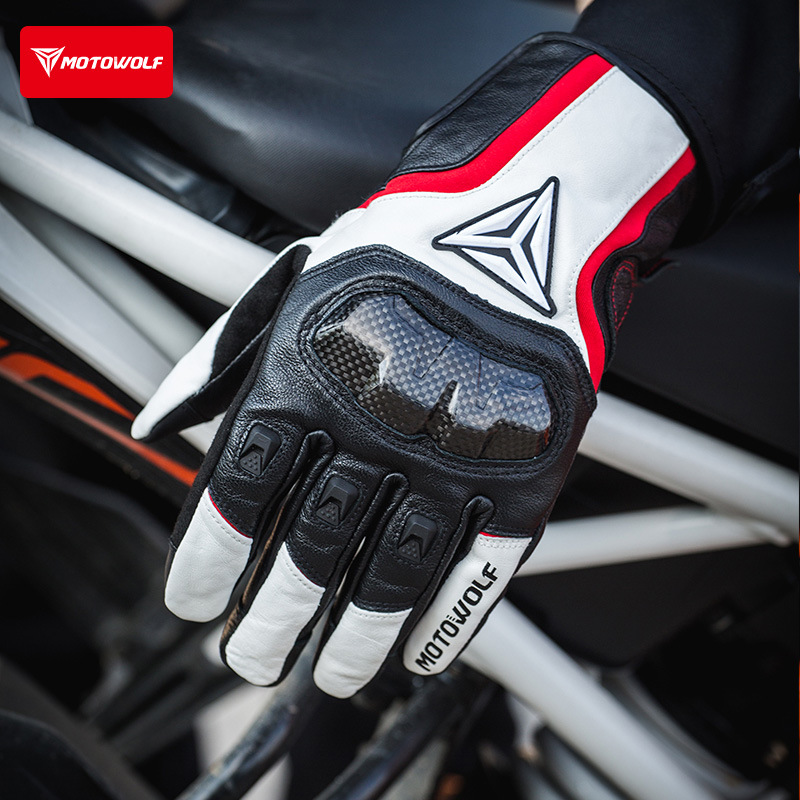 Motocicleta invierno 3M algodón más terciopelo Guantes Térmicos de fibra de carbono cáscara protectora a prueba de viento anti-caída de cuero guantes de pantalla táctil