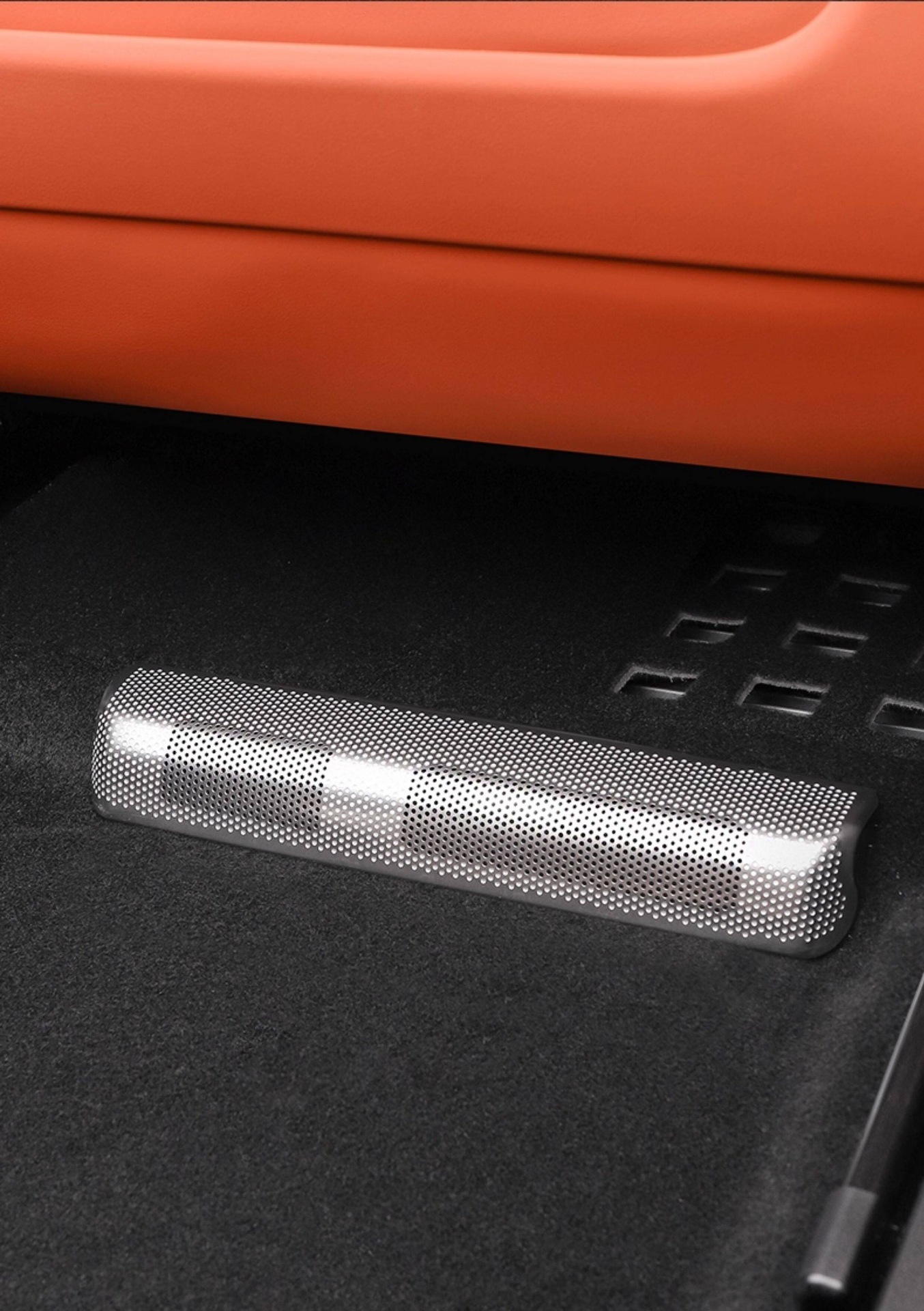 Ideal I6I8L6L7L8L9 Under-Seat Air Outlet Protective Cover Interior Air Conditioning Dustproof Net Modification Accessories