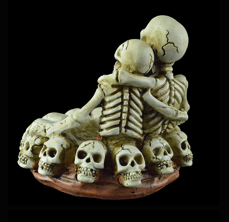 Creative personality skull ashtray resin decoration home boyfriend gift gift exhibition ashtray