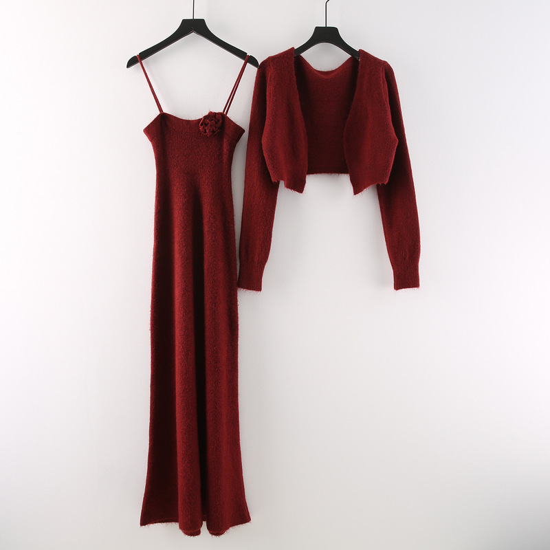 2026 Autumn New Style: Casual French Style Age-Reducing Floral Knit Dress with Slim Fit Long Skirt and Small Shawl Two-Piece Set