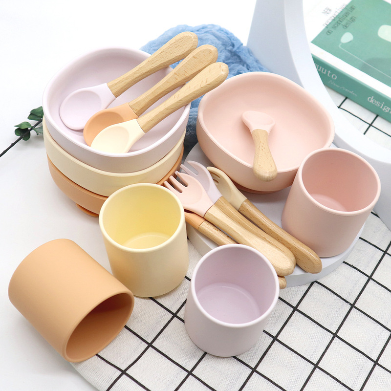 Cross-border dedicated microwave oven baby silicone plate suit kindergarten learning eating sucker children tableware suit