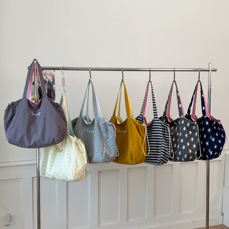 Spring Trendy Versatile Tote Bag for Women, Fashionable Pleated Nylon Bag, Large Capacity Work Shoulder Bag, Crossbody Bag Spring Trendy Versatile Tote Bag for Women, Fashionable Pleated Nylon Bag, Large Capacity Work Shoulder Bag, Crossbody Bag