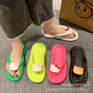 �ɐ�KT������ЬŮ�ļ��r���⴩�ǹ�ɫ�Ӽ����e�ɝ�ˮ�A�_��������