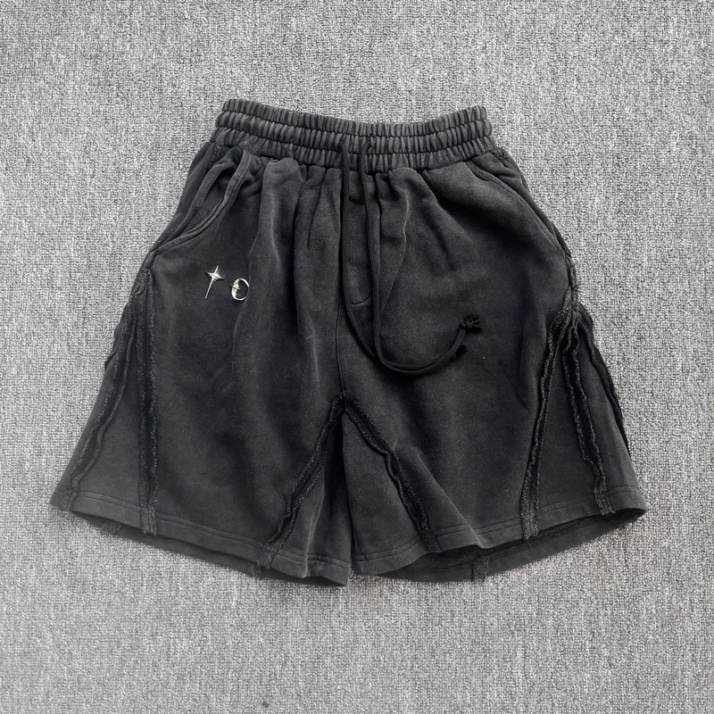 Высококачественные повседневные шорты с прямыми карманами и нашивкой THUG CLUB со звездой и луной, потертые, с необработанными краями, для мужчин и женщин