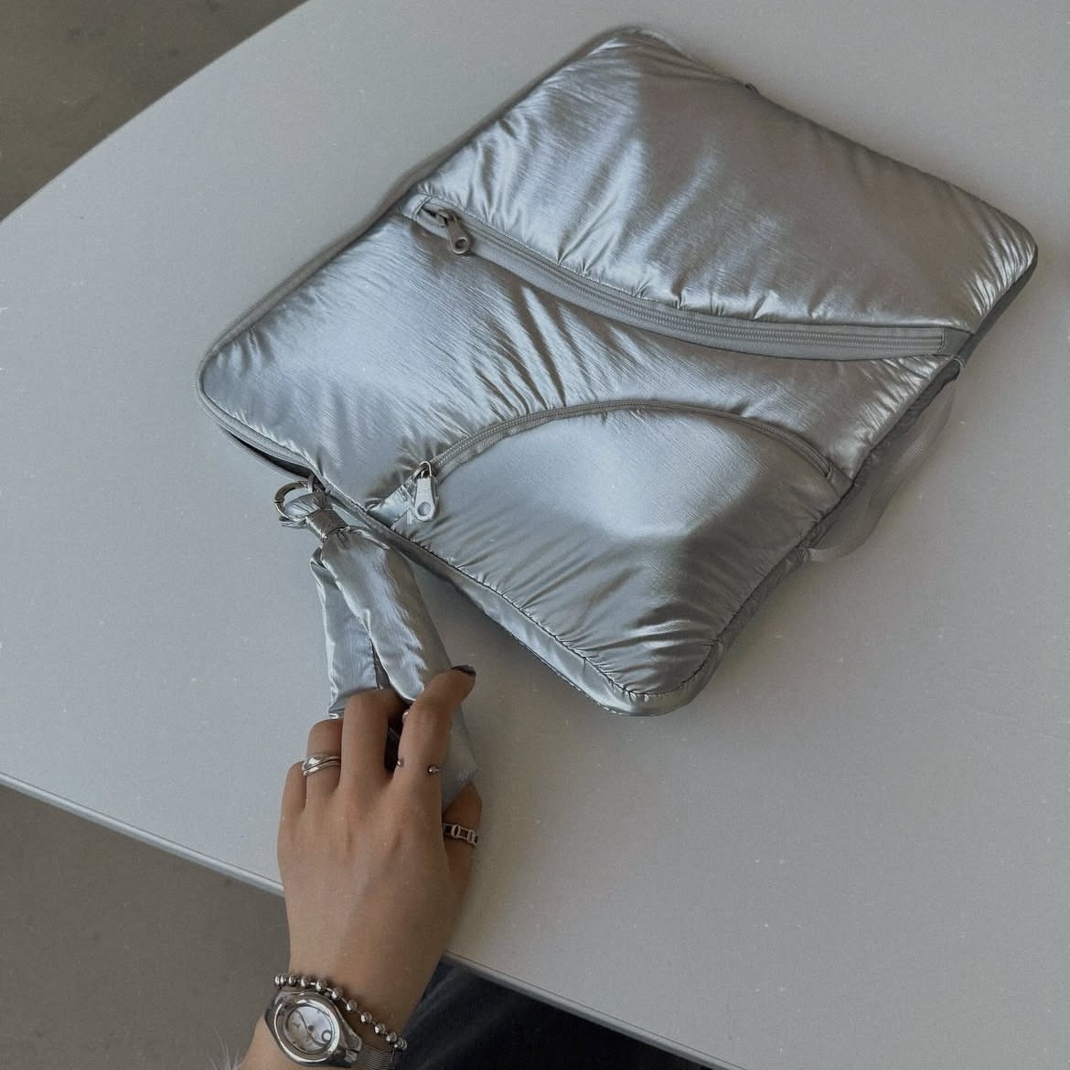 Light Luxury and High-End Feel 14inch Computer Bag for Women, Ins-Style Simple Portable Tablet Sleeve Bag, Y2K Fashion Handbag