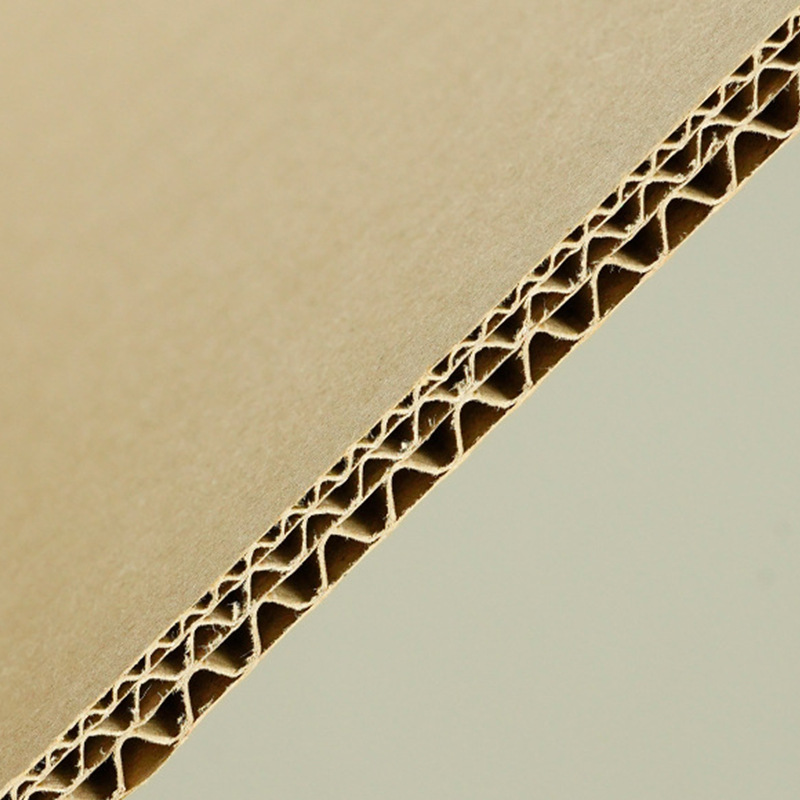 Fábrica al por mayor de papel corrugado cartón caja de embalaje duro papel grueso partición de cuero de tres capas de cinco capas de cartón de embalaje expreso