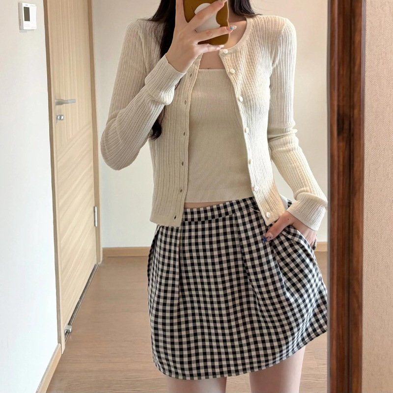 Qianyu Korean Style Small Thin Long-sleeved Sunscreen Sweater Women's New Slim-fit Slimming Spice Girl Inner Top