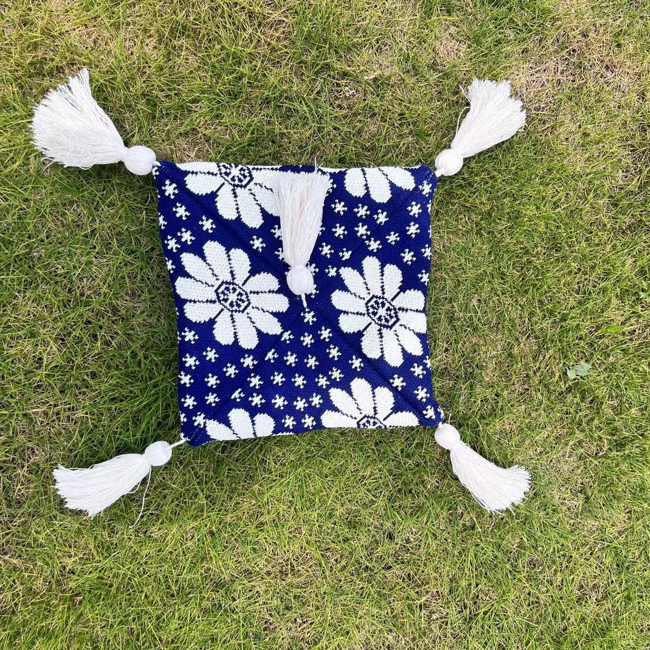 Song Xi's same style zongzi bag ~~ Knitted Chiang Mai zongzi bag single-shoulder bag with two patterns in stock. Close your eyes and purchase undefined