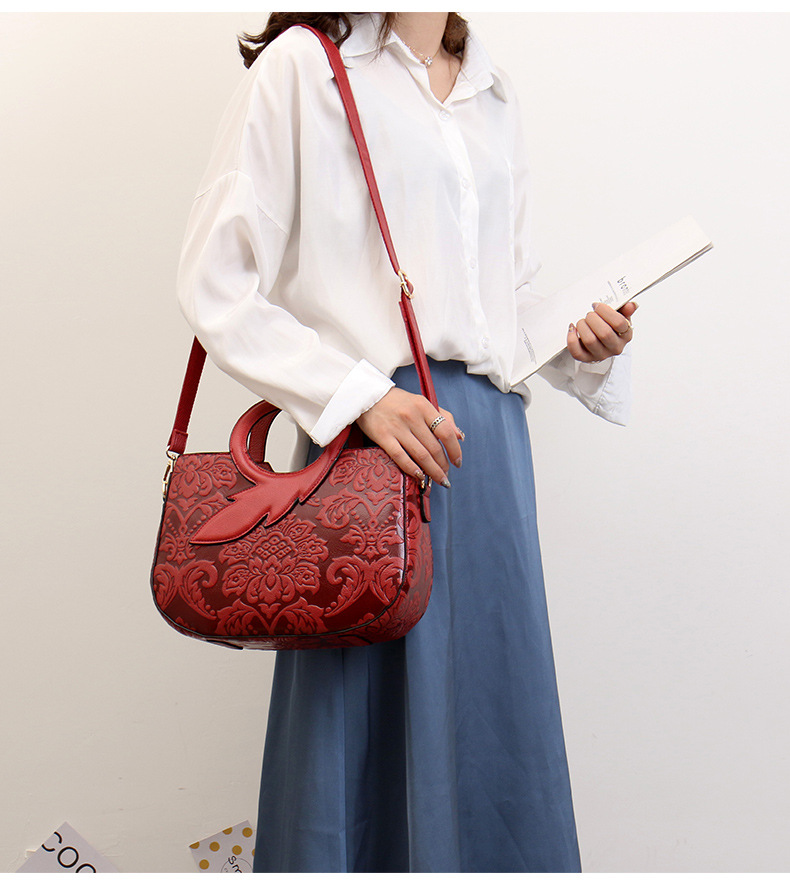 Women's bag retro flower women's shoulder messenger bag fashion large capacity women's handbag_voghion.com