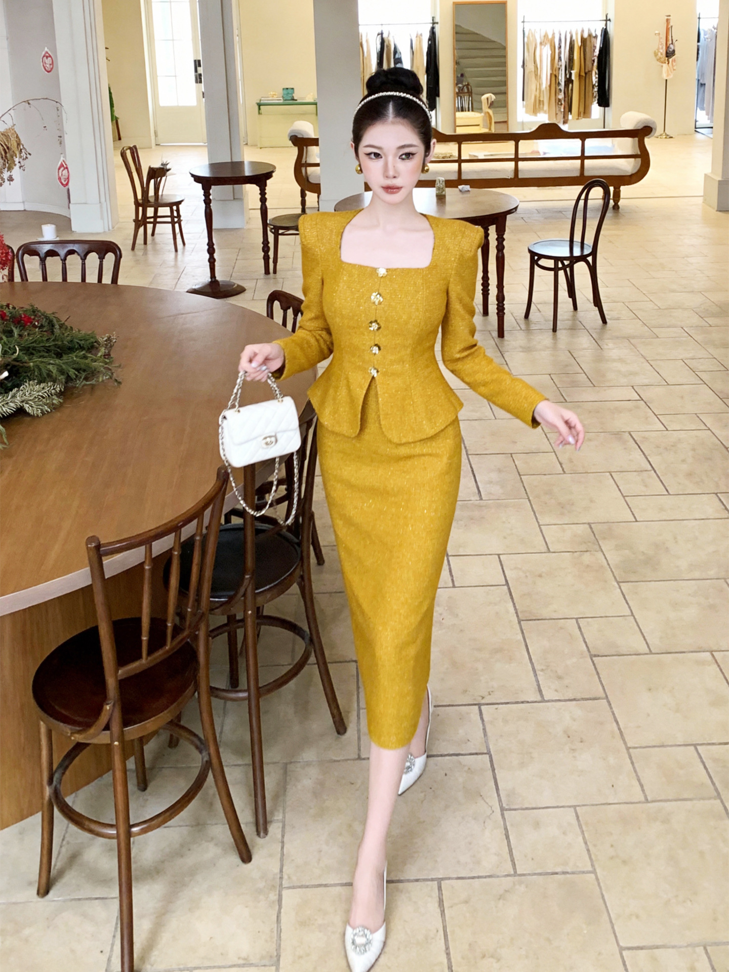 Đầm suông nữ midi cổ vuông kiểu Pháp, cúc đơn, eo thắt, thiết kế giả hai lớp che bụng mông — đen