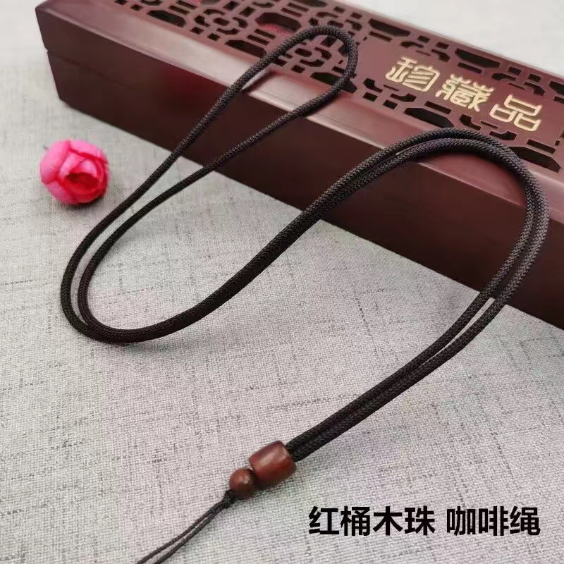 Red barrel wood brown fixed rope