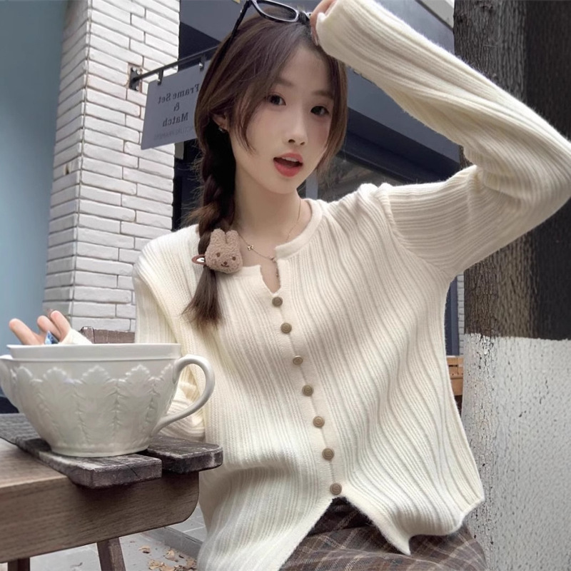 Korean-Style Soft Ribbed Long-Sleeve Knit Sweater for Women, 2026 Autumn and Winter New Design with Slit, Slim-Fit Top Korean-Style Soft Ribbed Long-Sleeve Knit Sweater for Women, 2026 Autumn and Winter New Design with Slit, Slim-Fit Top