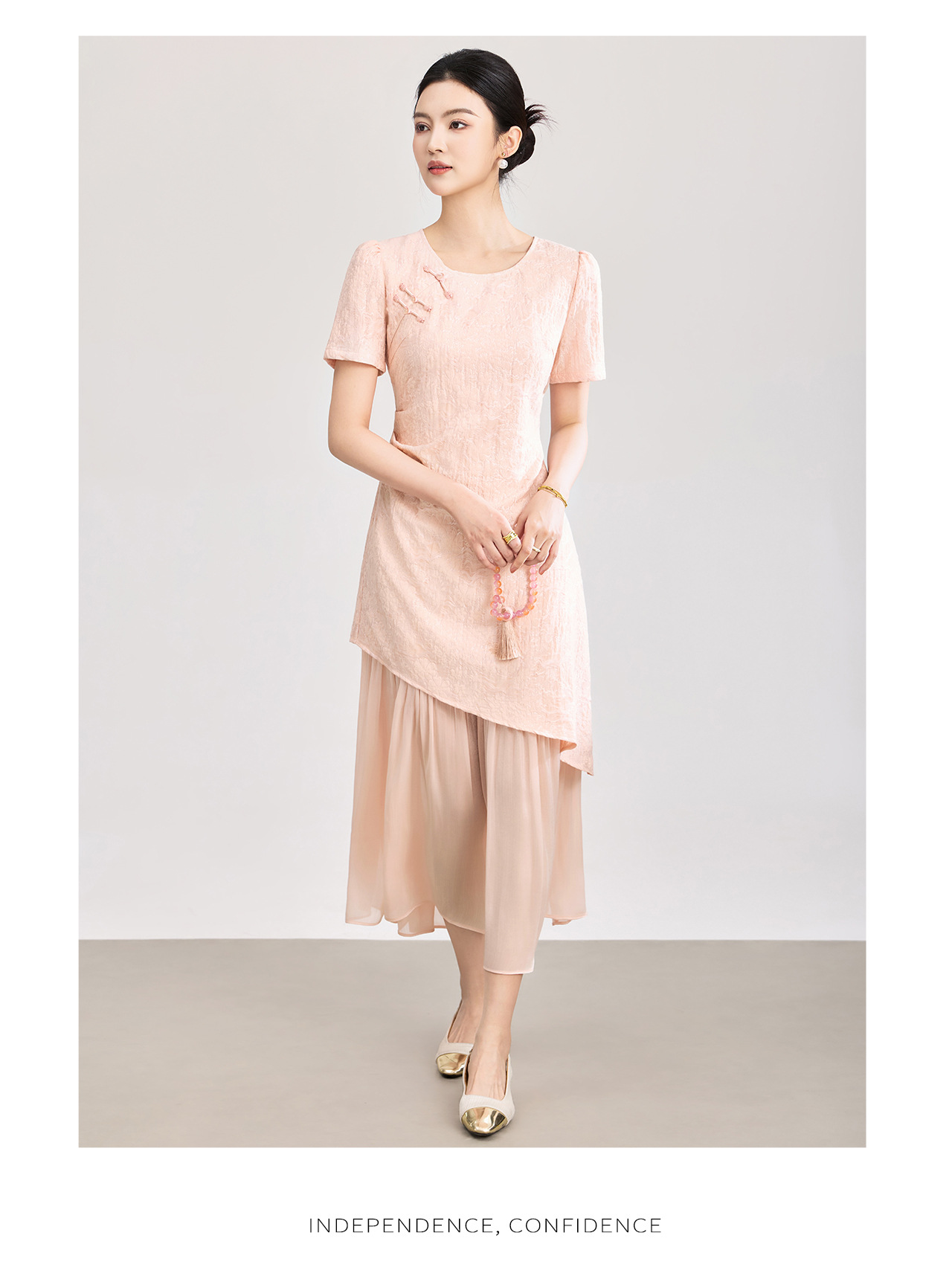 Đầm maxi nữ thắt eo chất liệu lụa tơ tằm hoa văn nổi — màu hồng chi tiết 18