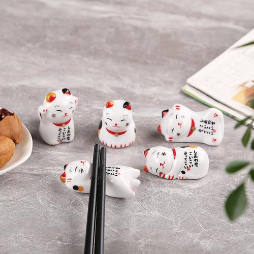 Japanese lucky cat chopstick holder Japanese wealth and style home hotel ceramic daily necessities chopstick holder chopstick holder 105