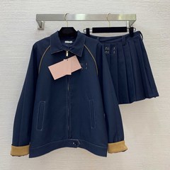 早秋新款拼撞鹿皮绒条设计翻领夹克外套+撞色线压褶短裙套装