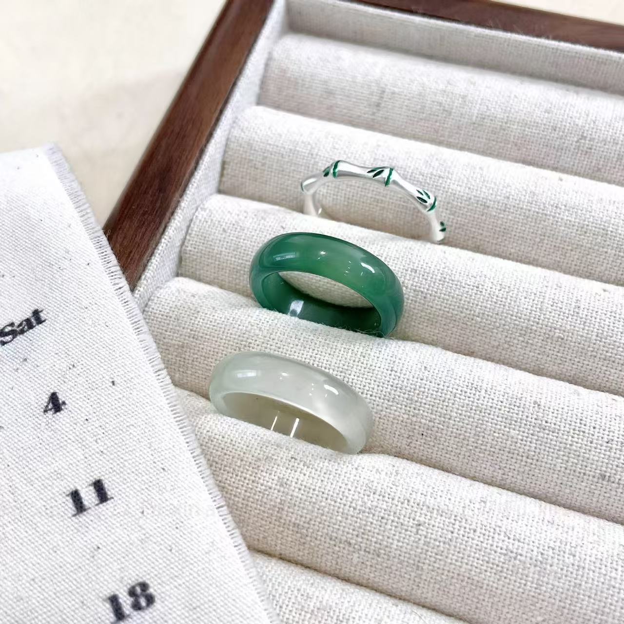Natural Green Chalcedony Agate Ring For Women Designer Jewelry_voghion.com