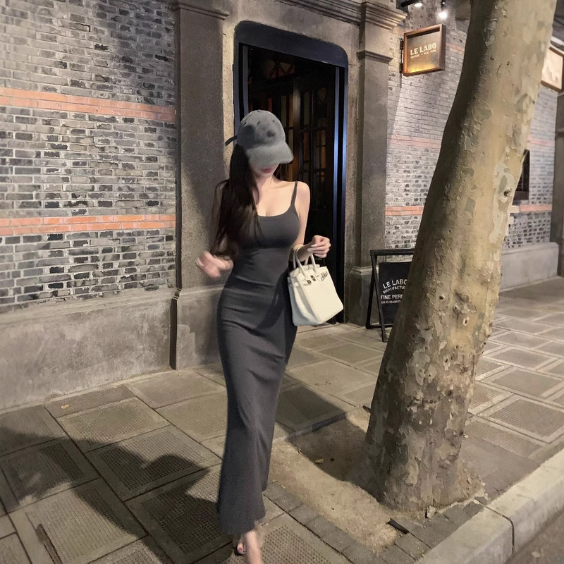 Kardashian Style Dress for Women 2025 Summer S-Curve Spaghetti Strap Versatile Slimming Tank Long Dress Petite Kardashian Style Dress for Women 2025 Summer S-Curve Spaghetti Strap Versatile Slimming Tank Long Dress Petite