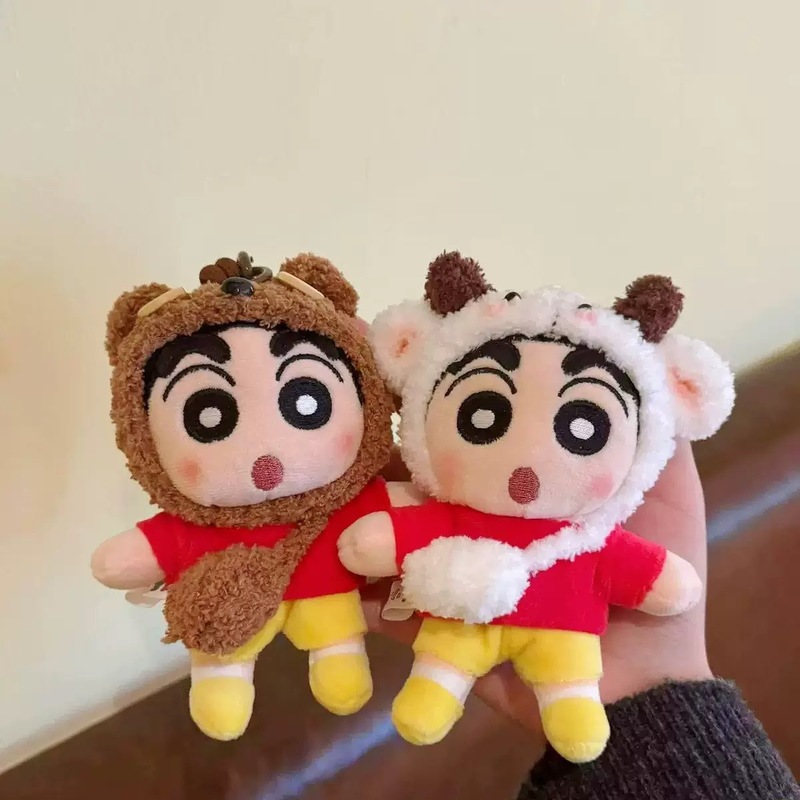 かわいいクレヨンしんちゃんのペンダントのぬいぐるみの頭カバーの変装シリーズの日系アニメのぬいぐるみのクレヨンしんちゃんのペンダント|undefined