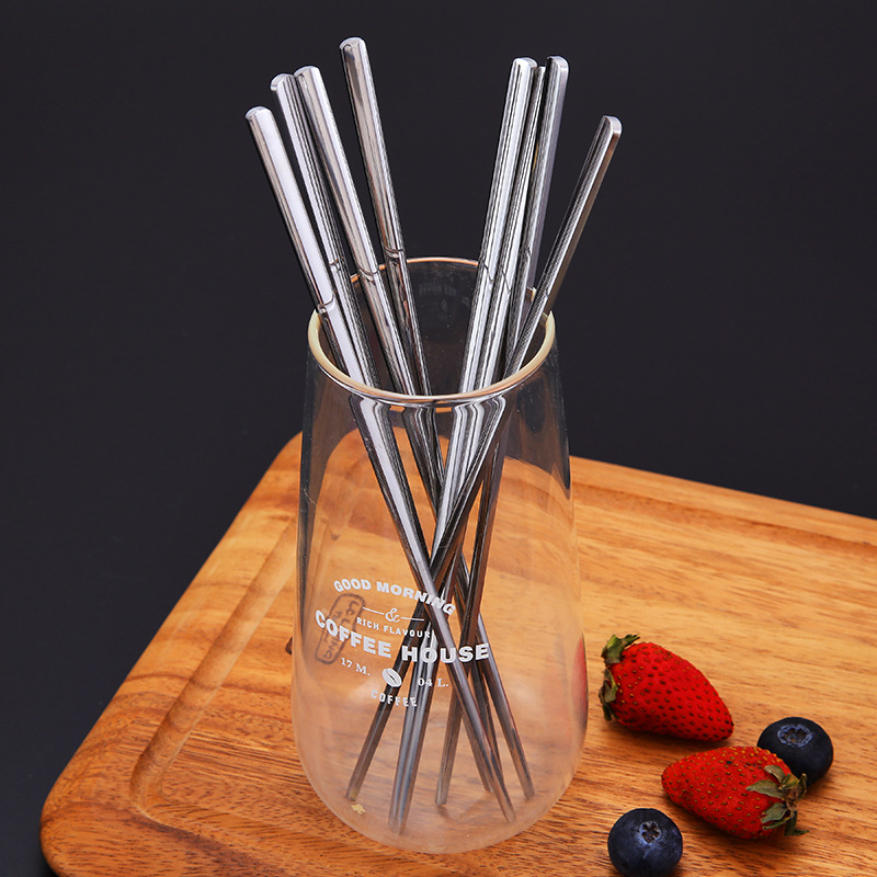 Palillos de acero inoxidable 304 palillos planos sólidos de estilo coreano Corea del Sur palillos sólidos gruesos de estilo coreano de acero inoxidable vajilla transfronteriza