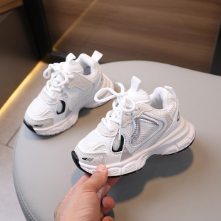 Children's shoes Spring and Autumn Children's Sports Shoes Mesh Breathable Children's Running Shoes Boys and Girls' Dad Shoes One-piece Shipping