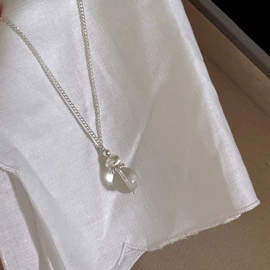 项链;耳钉;手串