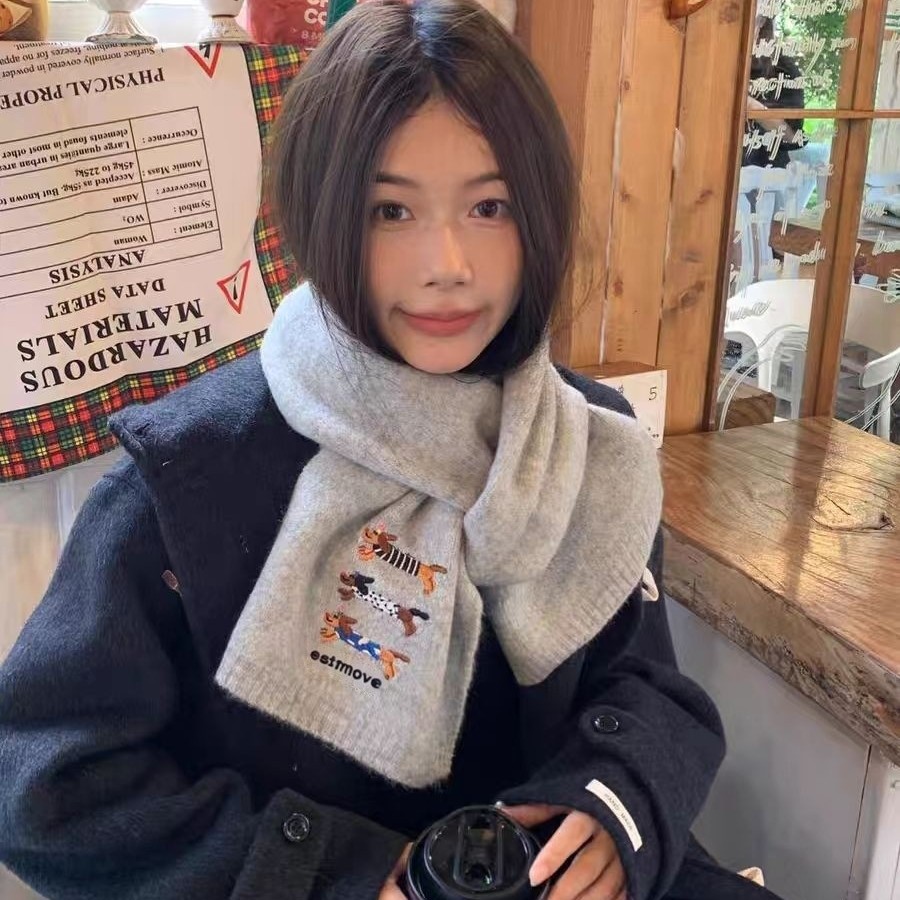 日系卡通小狗刺绣仿羊绒针织围巾女冬季保暖百搭学生情侣毛线围脖