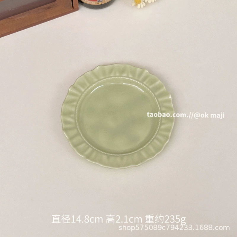 Dinner plate, cream ceramic, lace‑edge tableware, milky white or milk green