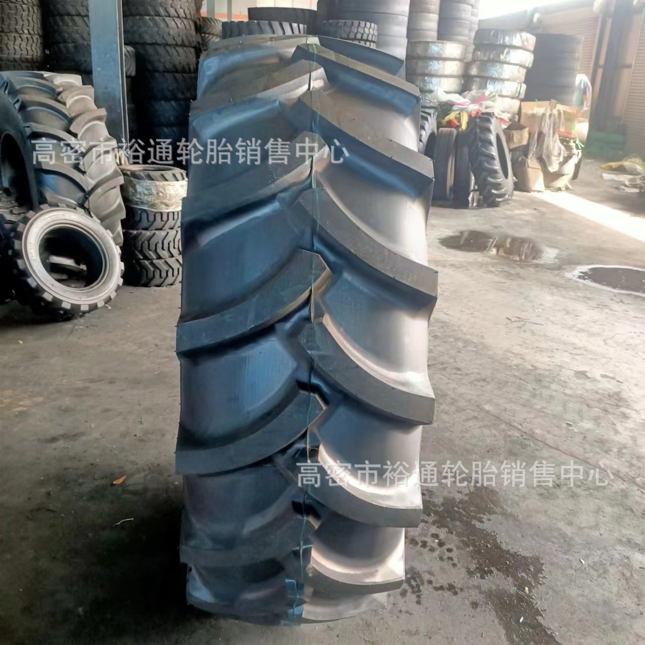 联合收割机轮胎231-26 23.1-26-30-34 26.5-25 加密人字轮胎 R-1S