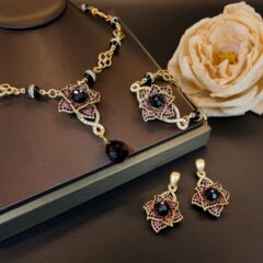 立体二重のツバキの花の多角形の瑠璃はピアスのブレスレットのネックレスのアクセサリーのセットの復古の気質のアクセサリを入れます。