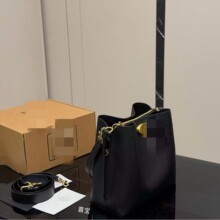 寇家Co新款Willow经典老花水桶包时尚通勤单肩包百搭斜跨腋下女包