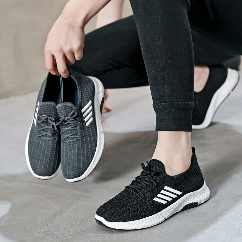 Summer new sports shoes men's shoes 2021 men's Korean version of casual sports shoes middle-aged breathable flying weave men's shoes