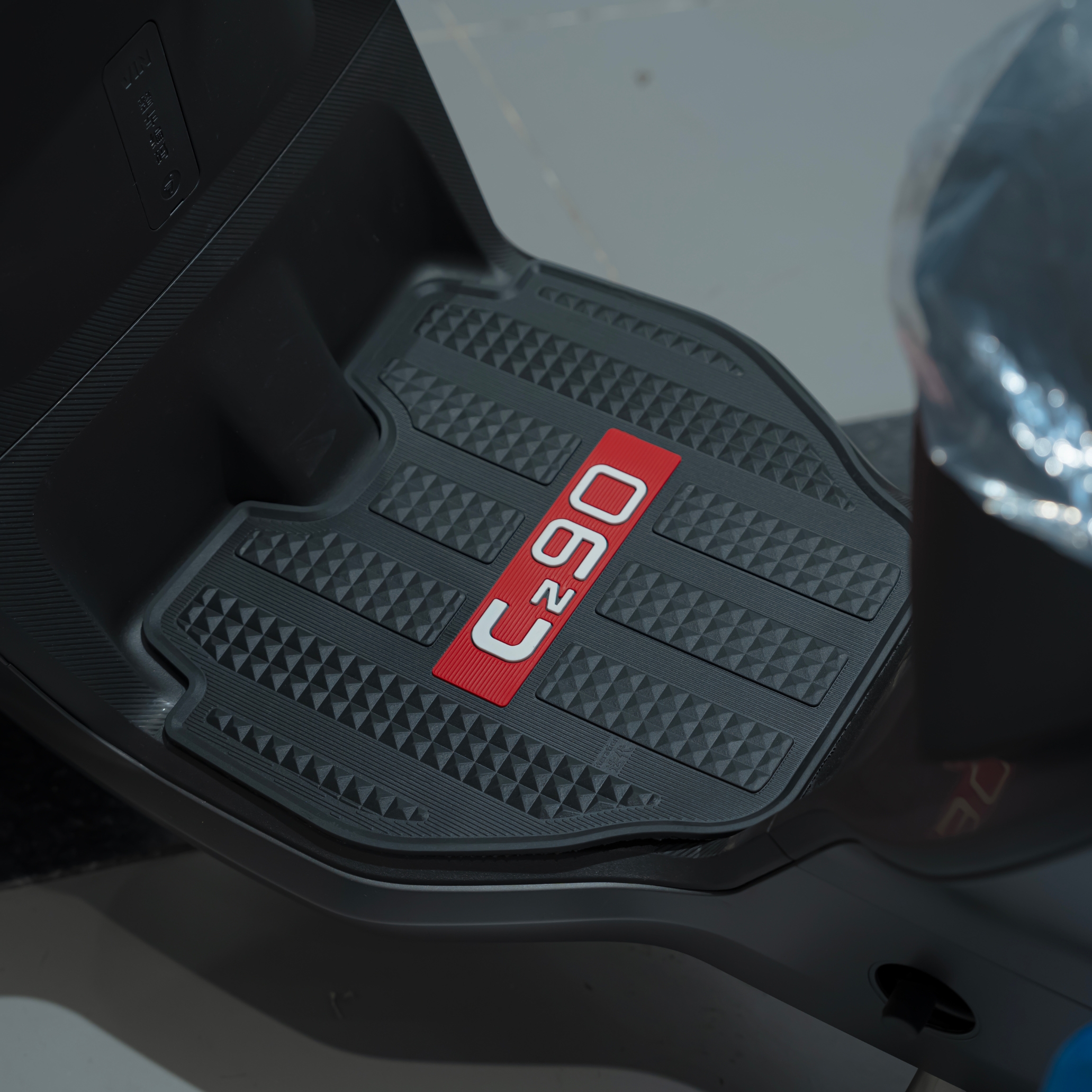 Suitable for Ninebot Cz90 foot pads, electric vehicle modification accessories, thickened foot mats, Ninebot CZ90 foot pads