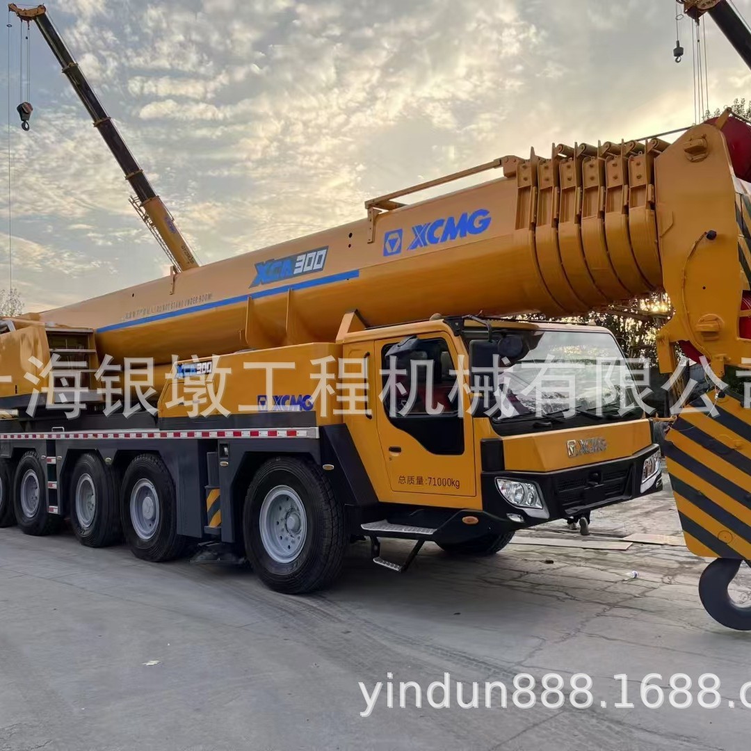 徐工260吨徐工200吨100吨130吨150吨260吨300吨起重机