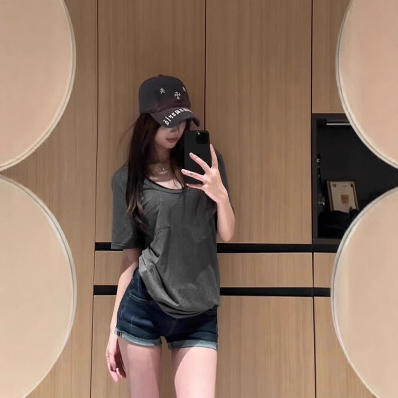 Summer Trendy Low-Waist Hot Girl Hip-Enhancing Denim Ultra-Short Shorts for Women 2025 Tight Slimming Rolled-Up Versatile Jeans