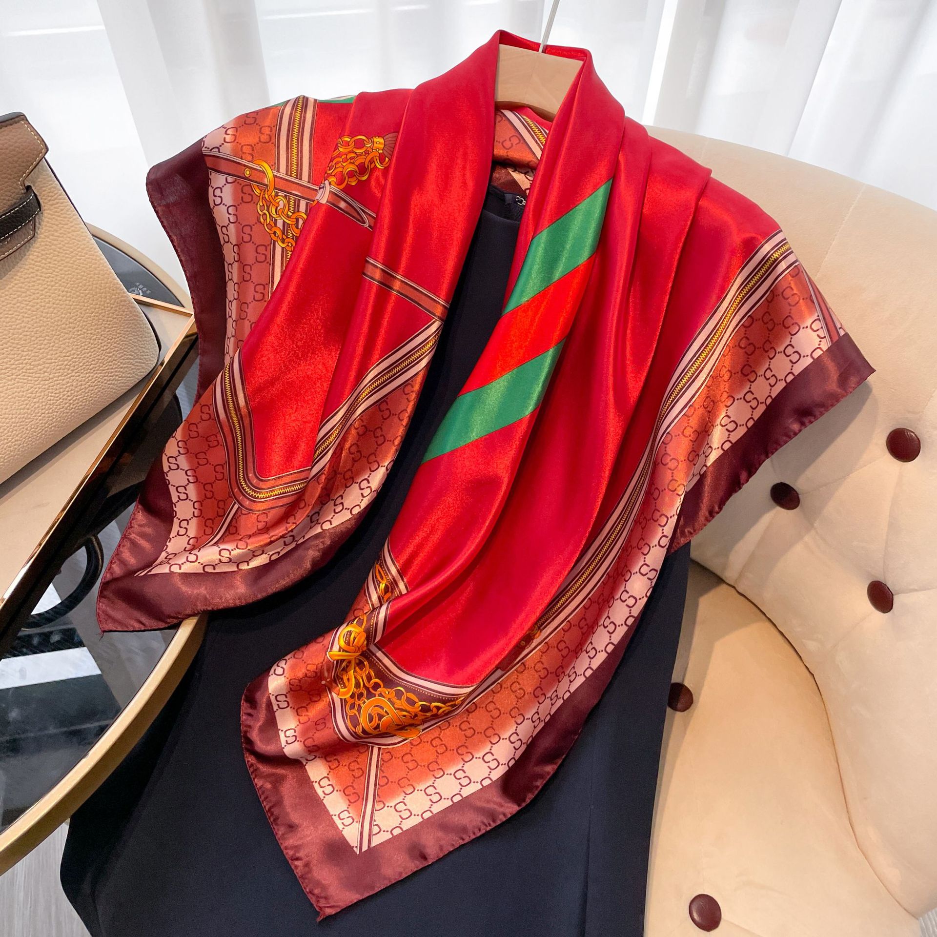 Écharpe de cetim estampada mulher grande xale verão proteção_voghion.com