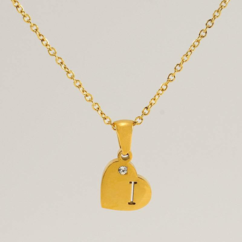 Europa y los Estados Unidos viento acero titanio amor colgante de diamantes 18K letras inglesas hueco collar de clavícula de acero inoxidable mujer