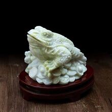 蓝田玉金蟾手工雕刻玉是蟾摆件三足金蟾蜍店铺摆放开业工艺品