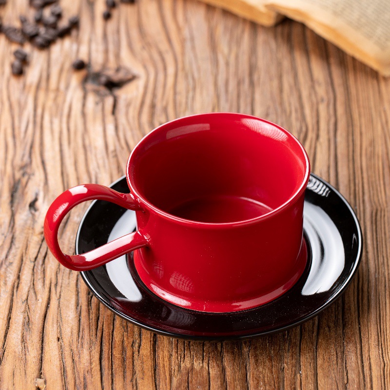 Juego de tazas y platillos de café de alta gama de lujo ligero, creativo, alto, estilo antiguo, taza de té de la tarde, regalo de novia