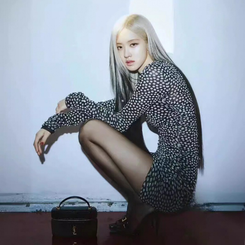 Thirteen lines 2024 summer new women's simple temperament wave dot printing pleated slim dress factory generation